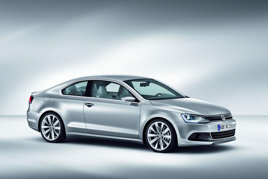  Volkswagen New Compact Coupe 2010 года  (фото 9 из 14)